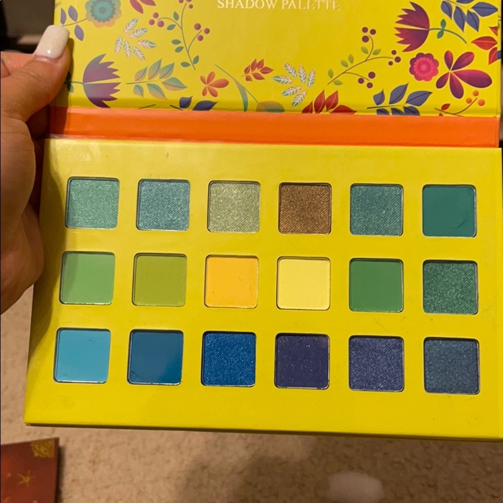 New eyeshadow palette!